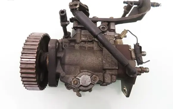 Volkswagen Golf III Fuel injection high pressure pump 028130107Q 0460484046