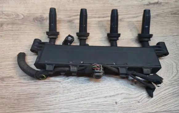 Citroen C3 High voltage ignition coil 9635864780