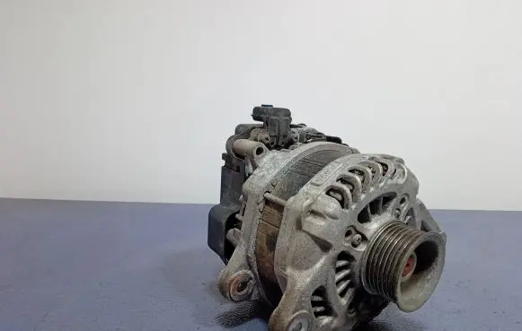 Suzuki Swift III Generator/alternator 96100-81P30