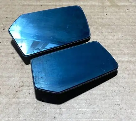 Mercedes-Benz W123 Wing mirror glass 1168101321 420340011301
