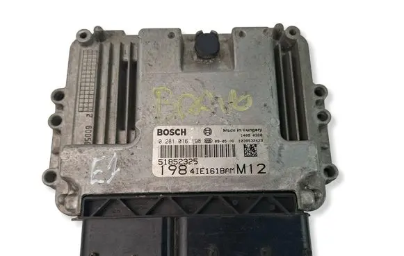 Fiat Bravo Engine control unit/module ECU 51852325 0281016198 1039S32423