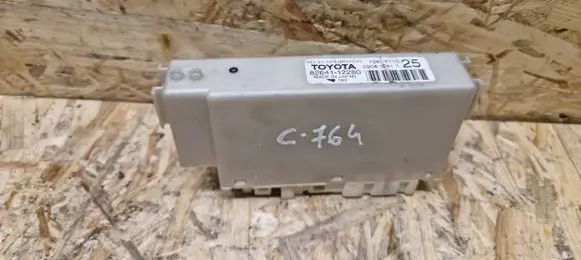 Toyota Auris 150 Fuse module 8264112280 7288715 090800411