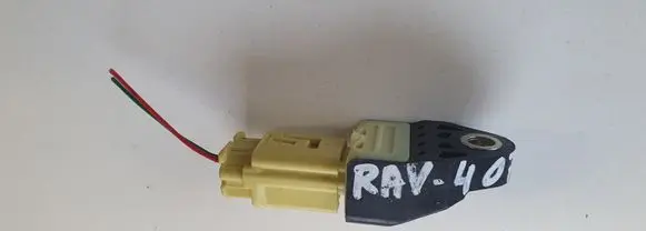 Toyota RAV 4 (XA30) Airbag deployment crash/impact sensor