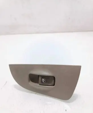 Hyundai Elantra Electric window control switch 935782D000 S160
