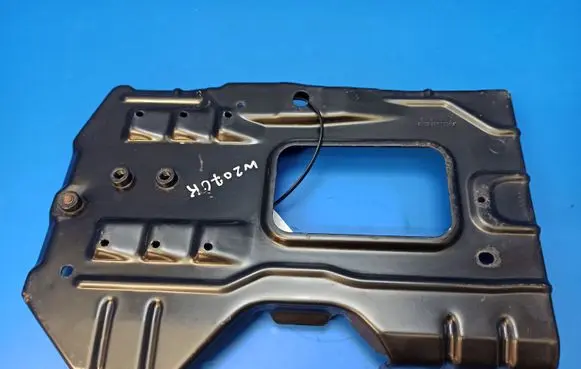 Mercedes-Benz E C207 W207 Battery tray A2046280218