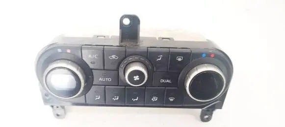 Nissan Qashqai Climate control unit 27500BB60A C3705