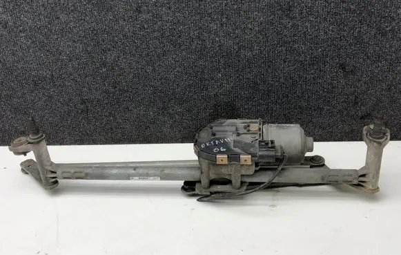 Skoda Octavia Mk2 (1Z) Front wiper linkage and motor 1397220580 3397020950