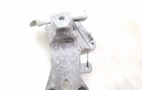 Audi A4 S4 B8 8K Engine mounting bracket 8K0199308