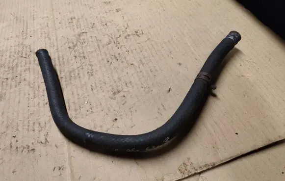 Jeep Grand Cherokee Engine coolant pipe/hose