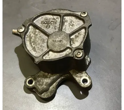Vacuum pump