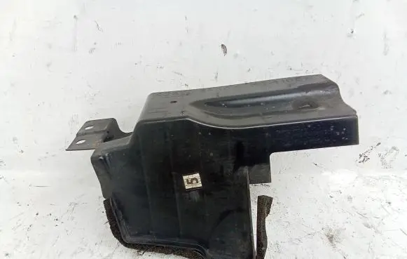 Radiator trim