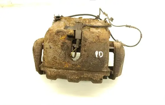 Front brake caliper