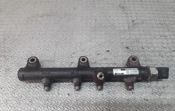Fuel main line pipe
