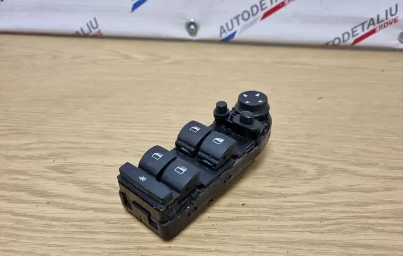 BMW X5 E70 Electric window control switch 9122121