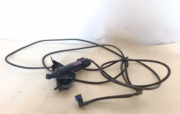 Peugeot 3008 I Headlight washer spray nozzle 9685172780 A2C53300799 00111