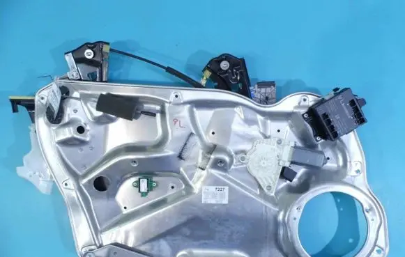 Mercedes-Benz CLS C218 X218 Front door window regulator with motor A2129004014 IMPRK1255748