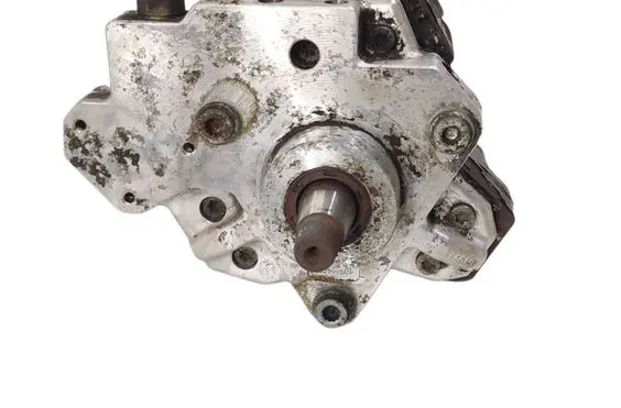 Audi A8 S8 D3 4E Fuel injection high pressure pump 059130755E 0445010090
