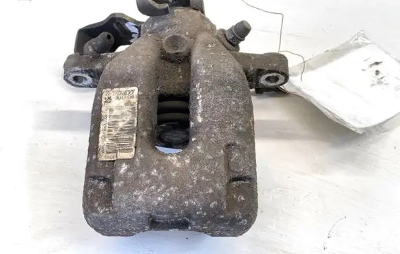 Peugeot 2008 I Rear brake caliper 32053755