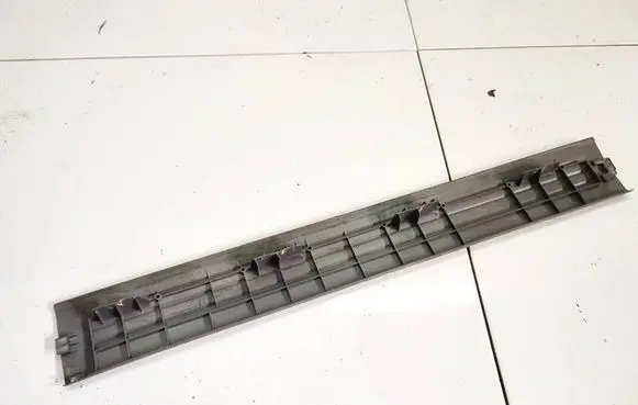 Chrysler Voyager Front sill trim cover 04754899a6 pm-0137-2