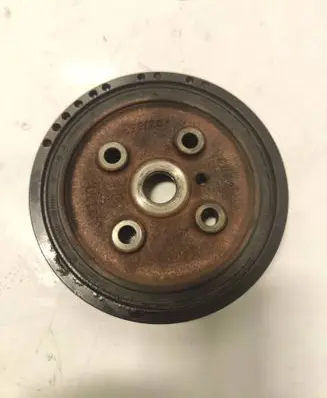 Volvo V60 Crankshaft pulley 31251643