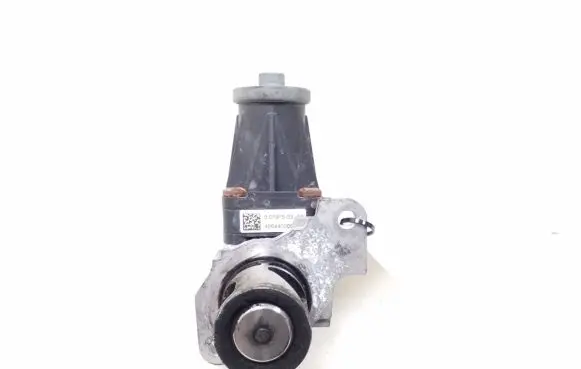 Nissan Juke I F15 EGR valve 50797503