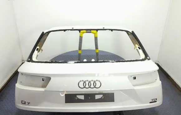 Audi Q7 4L Tailgate/trunk/boot lid
