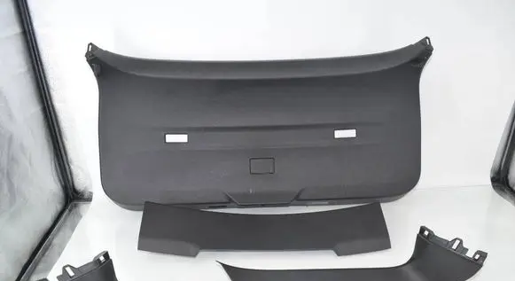 BMW X6M F86 Tailgate trim 7318703 7318704 7318701