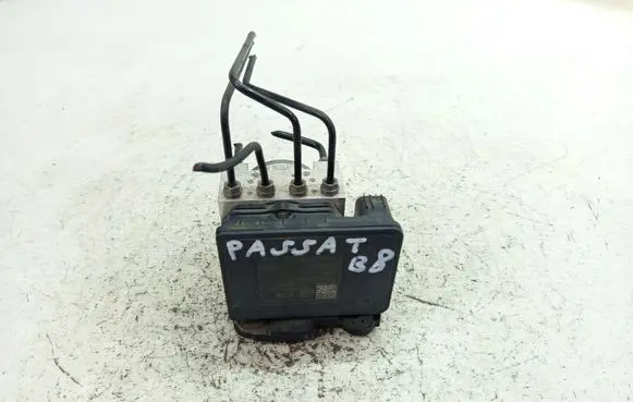 Volkswagen PASSAT B8 ABS Pump 3Q0907379AB 3Q064517AB
