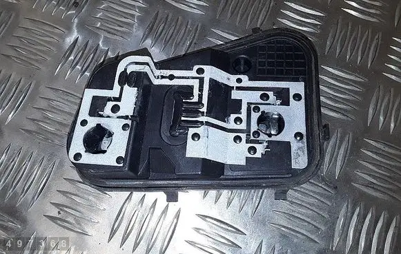 Volkswagen Touareg I Tail light bulb cover holder 7L6945258