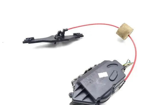 Mercedes-Benz E AMG W212 Tailgate/trunk/boot lock/catch/latch A2117400235