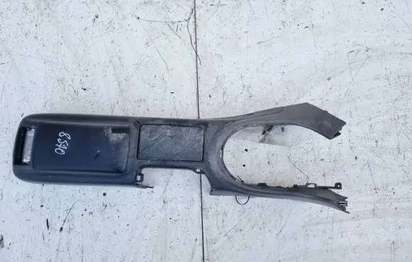 Lexus IS 200-300 Other interior part 5561953010 55619-53010