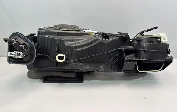 BMW 5 G30 G31 G38 Heater blower radiator 9868741