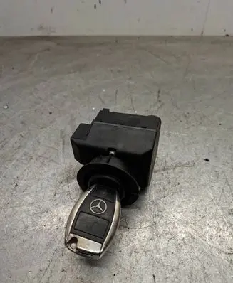 Mercedes-Benz E W210 Ignition lock 2105450208 33000301 5042614930206111