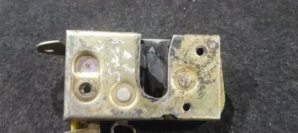 Ford Scorpio Front door lock 86GBA21813BA