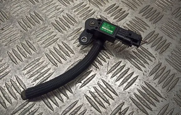 Dacia Sandero Turbo air boost pressure sensor H8200843680