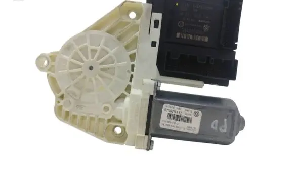 Volkswagen PASSAT B6 Front door window regulator motor 1K0959702Q 1K0959792M 975026112