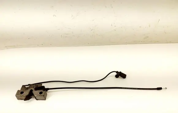 Skoda Fabia Mk3 (NJ) Engine bonnet/hood lock/catch 6V0823531A