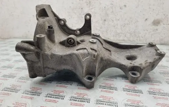 Seat Exeo (3R) Generator/alternator bracket 06D903143D