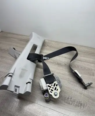 Subaru Forester SJ Front seatbelt 7T7310P 0C253 502281