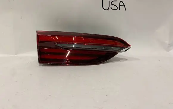 Maserati Grecale Tailgate rear/tail lights 670296353