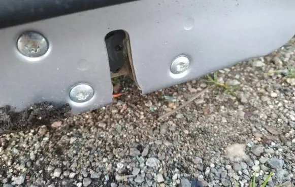 Mitsubishi Outlander Front door lock