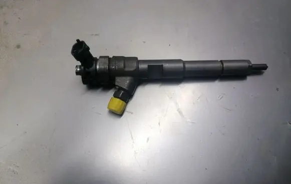 Nissan NV200 Fuel injector