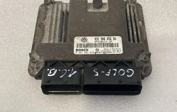 Volkswagen Golf V Engine control unit/module 03C906056BA 0261S02070 1039S04640