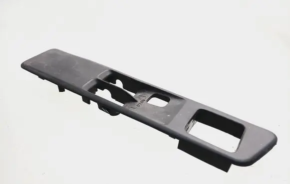 Mitsubishi Pajero Pinin Front door window switch trim Mr480791