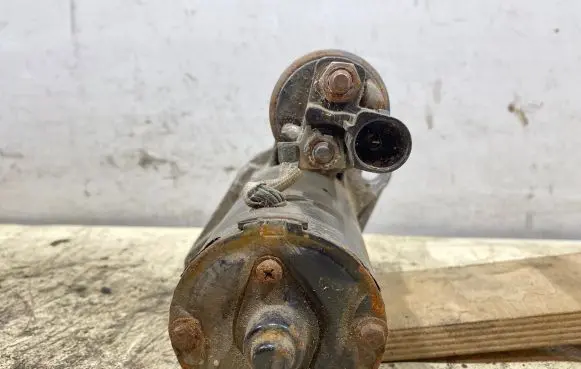 Volkswagen Caddy Starter motor 32673N AE1714