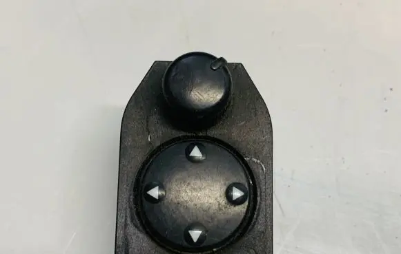 Audi A4 S4 B5 8D Wing mirror switch 4D0959565C