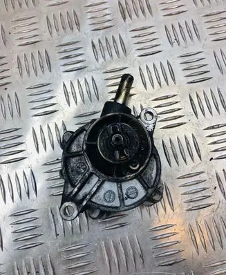 Mercedes-Benz C W203 Vacuum pump A6462300165