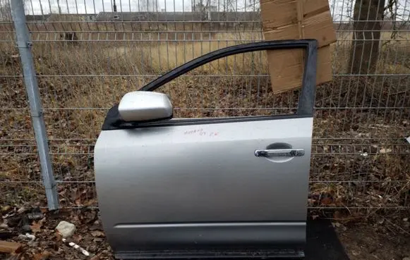 Nissan Murano Z50 Front door OEM