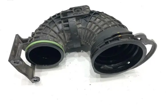 Volkswagen Golf VII Intercooler hose/pipe 04E145641