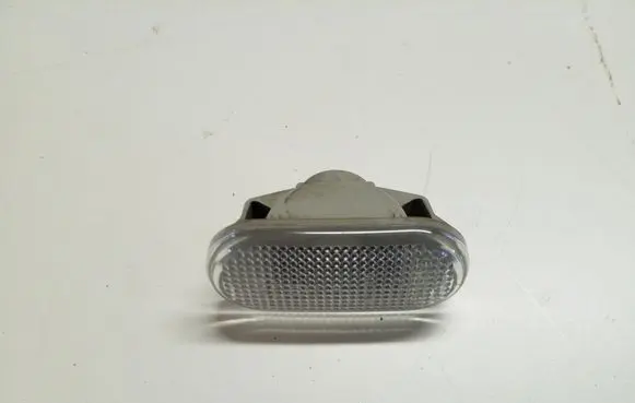 Nissan Note (E11) Front fender indicator light 26160AX001